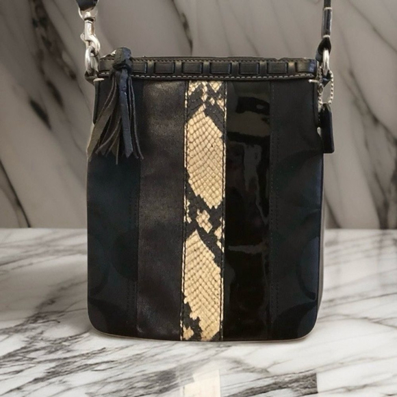 COACH Hampton Swingpack Signature Jacquard Stripe Python Patent Leather main image 6